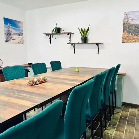 Das-urlaubszuhause-fuer-familien-grossfamilien-mehrfamilien-und-kleine-gruppen-bis-zum-12-personen-mit-vielen-unterhaltungsmoeglichkeiten-im-harz Casa vacanze Sieber