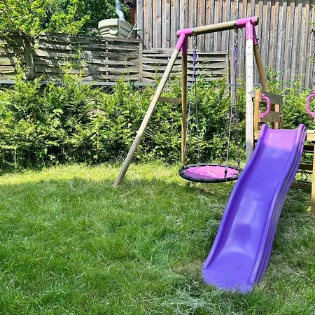 Das-urlaubszuhause-fuer-familien-grossfamilien-mehrfamilien-und-kleine-gruppen-bis-zum-12-personen-mit-vielen-unterhaltungsmoeglichkeiten-im-harz Sieber