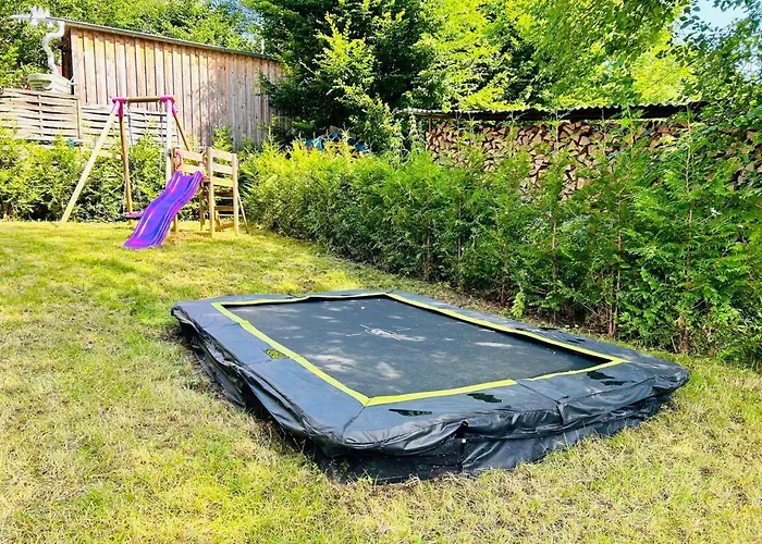 Dom wakacyjny Das-urlaubszuhause-fuer-familien-grossfamilien-mehrfamilien-und-kleine-gruppen-bis-zum-12-personen-mit-vielen-unterhaltungsmoeglichkeiten-im-harz